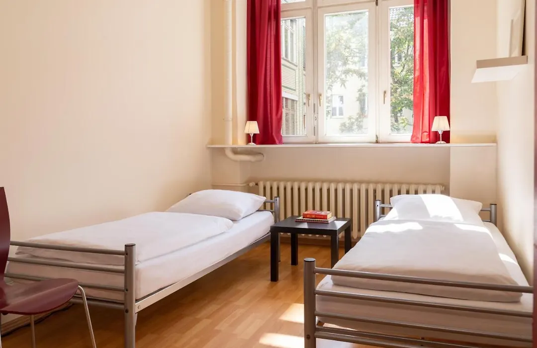 All In Hostel Berlin-1